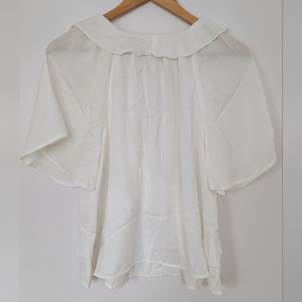 Old Navy White Ruffled Blouse - Picture 3 of 4